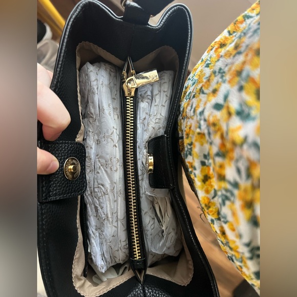 Nanette Lepore Black and Cream Purse - Picture 3 of 13